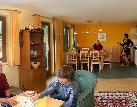 Apartamento Gaestehaus Wurm Stumm